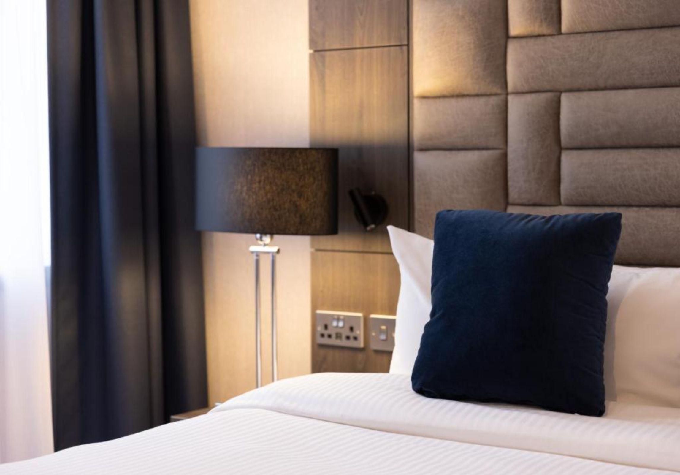 River Ness Hotel, A Member Of Radisson Individuals إينفيرنيس المظهر الخارجي الصورة